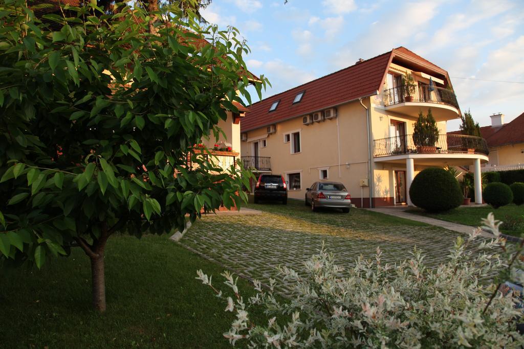 Erika Apartmanhazak Хевиз Номер фото