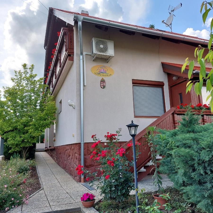 Erika Apartmanhazak Хевиз Экстерьер фото