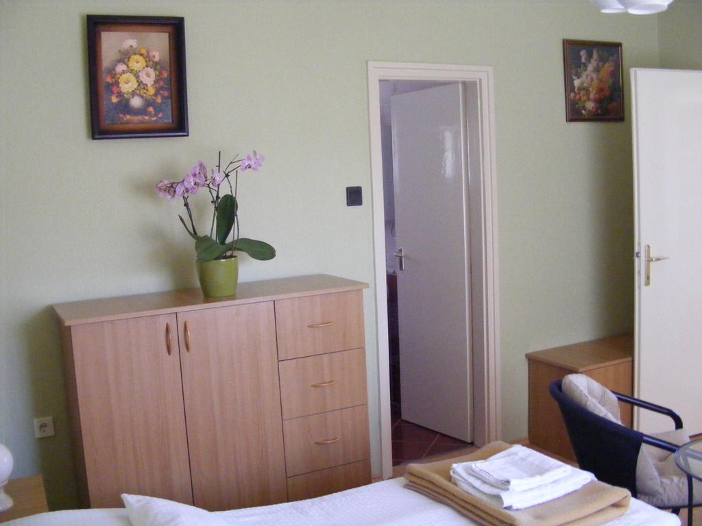 Erika Apartmanhazak Хевиз Экстерьер фото
