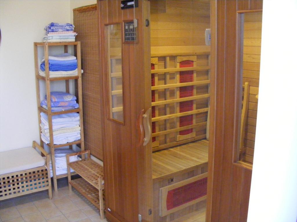 Erika Apartmanhazak Хевиз Экстерьер фото